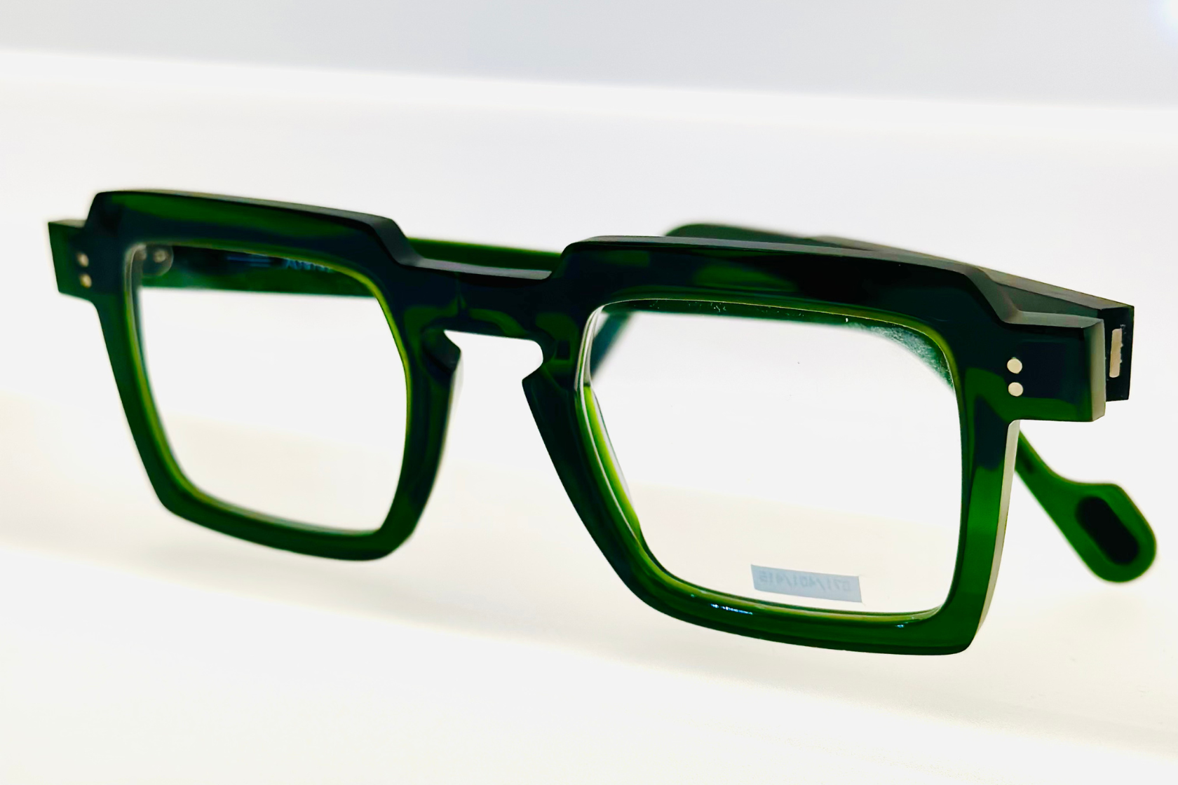 Investing in Your Eyesight: The Long-Term Benefits of Premium Eyewear