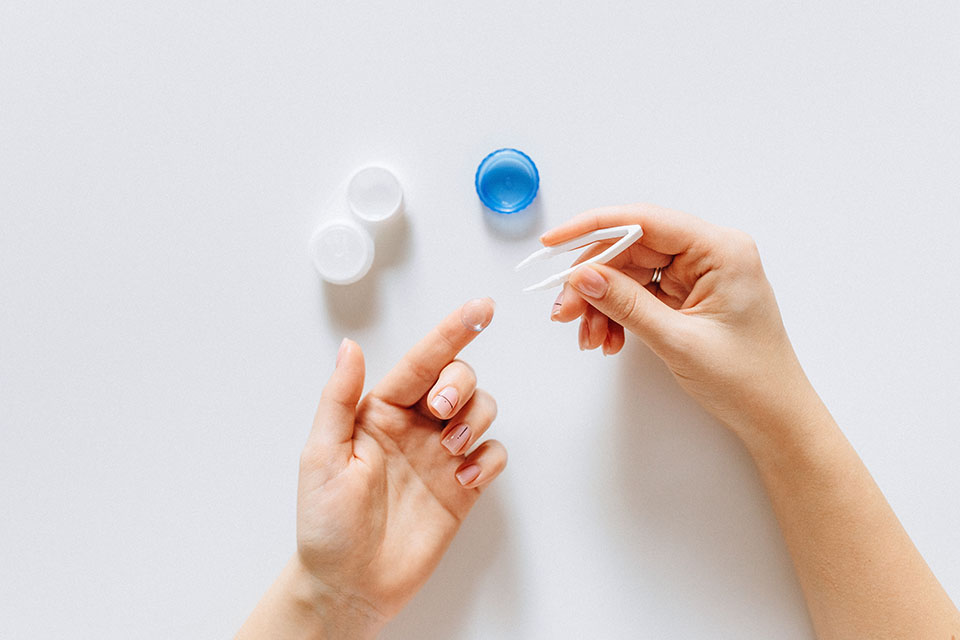 customeyes-how-long-can-you-wear-contact-lenses